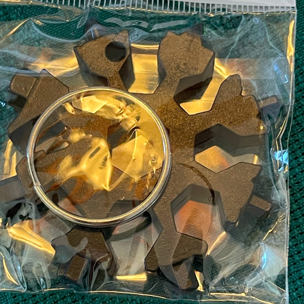 NWT snowflake multi purpose tool.